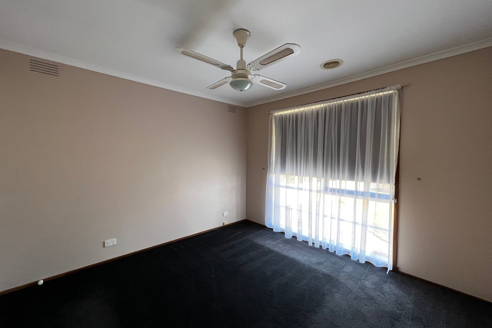 6 Clarke Avenue, St Albans, VIC 3021, St Albans - Thumbnail 5