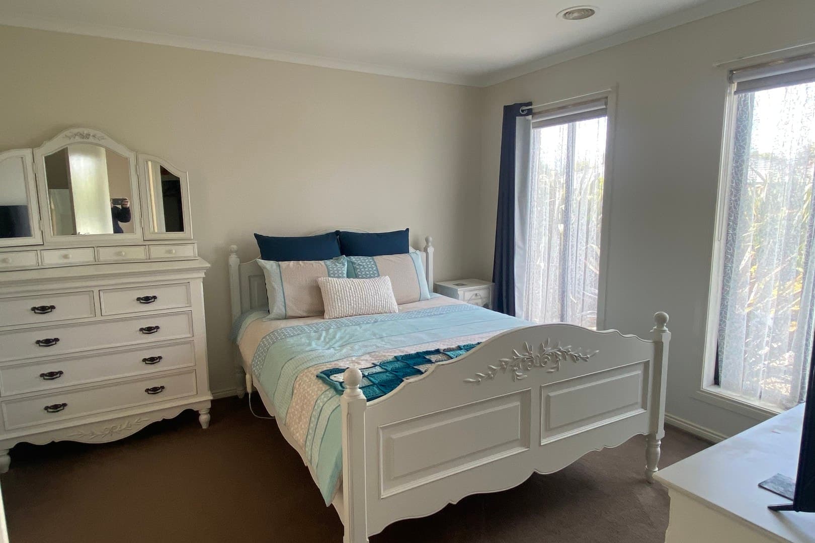 17 Serenity Street, Pakenham, VIC 3810, Pakenham - Thumbnail 2