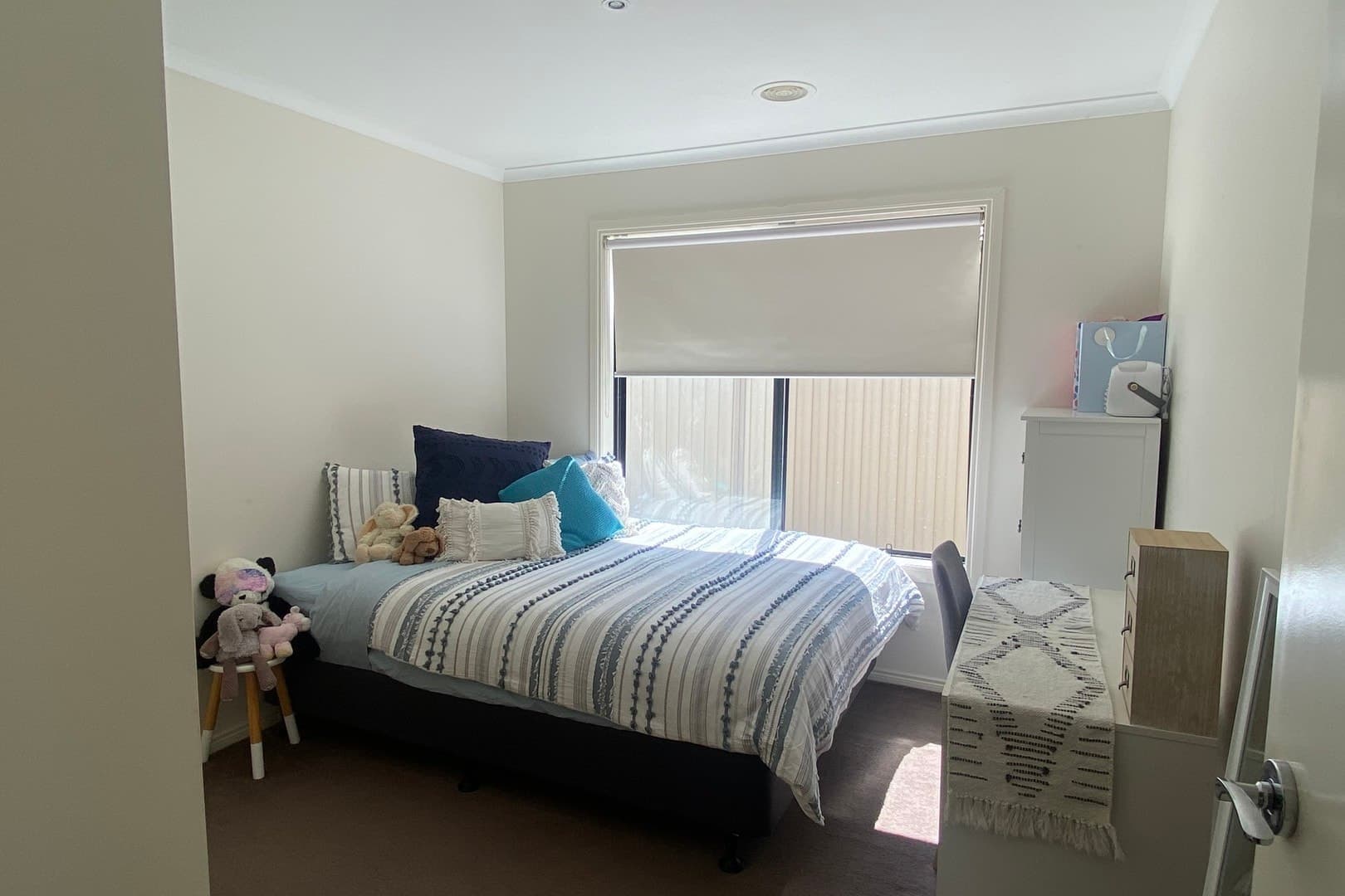 17 Serenity Street, Pakenham, VIC 3810, Pakenham - Thumbnail 3