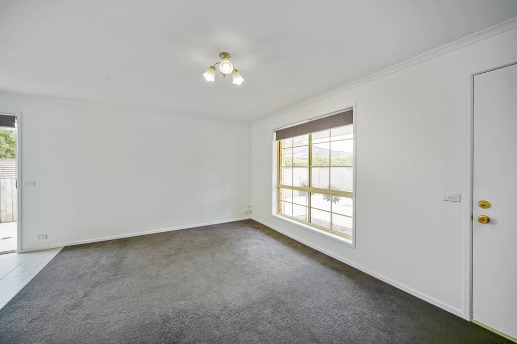 2/68 Rossack Drive, Waurn Ponds, VIC 3216, Waurn Ponds - Thumbnail 3