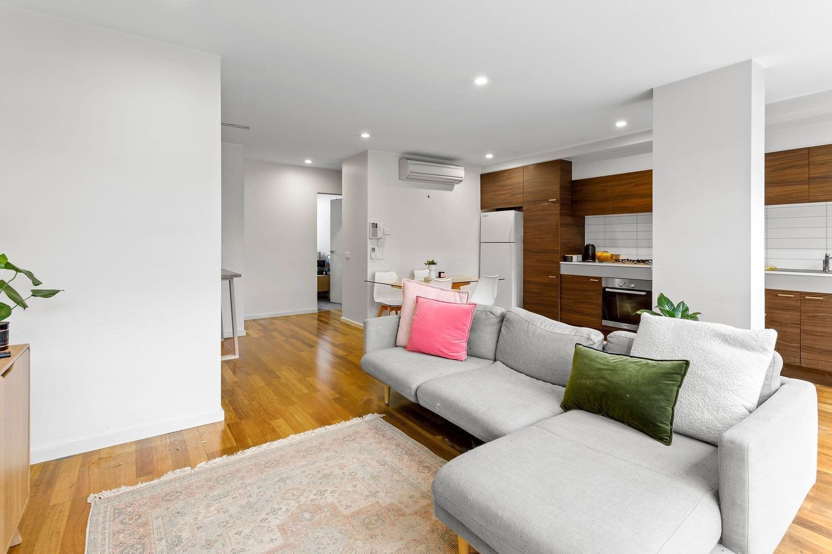 2/25 Winifred  Street, Essendon, VIC 3040, Essendon - Thumbnail 5