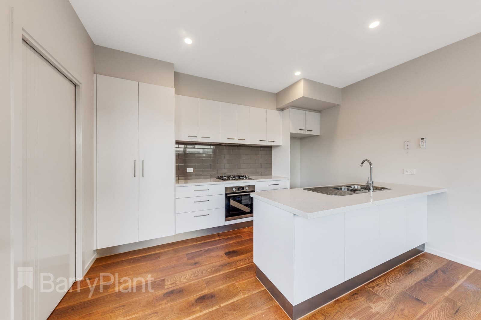 12/42 Trickey Avenue, Sydenham, VIC 3037, Sydenham - Thumbnail 2