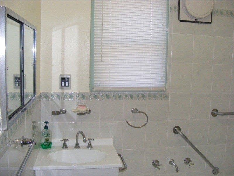 5 Tathra Road Bega NSW, Bega - Thumbnail 5