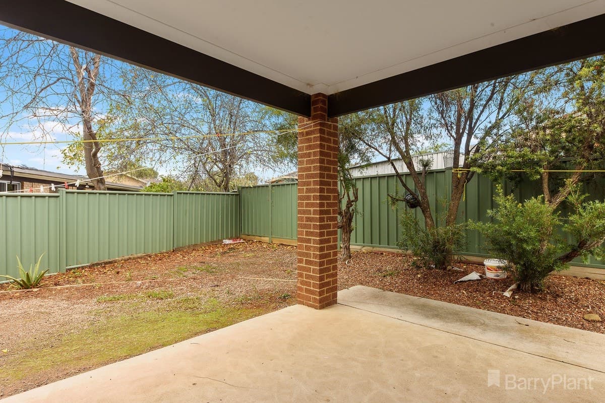 2/83 Reservoir RoadStrathdale, VIC 3550  - Leased, Strathdale - Thumbnail 8