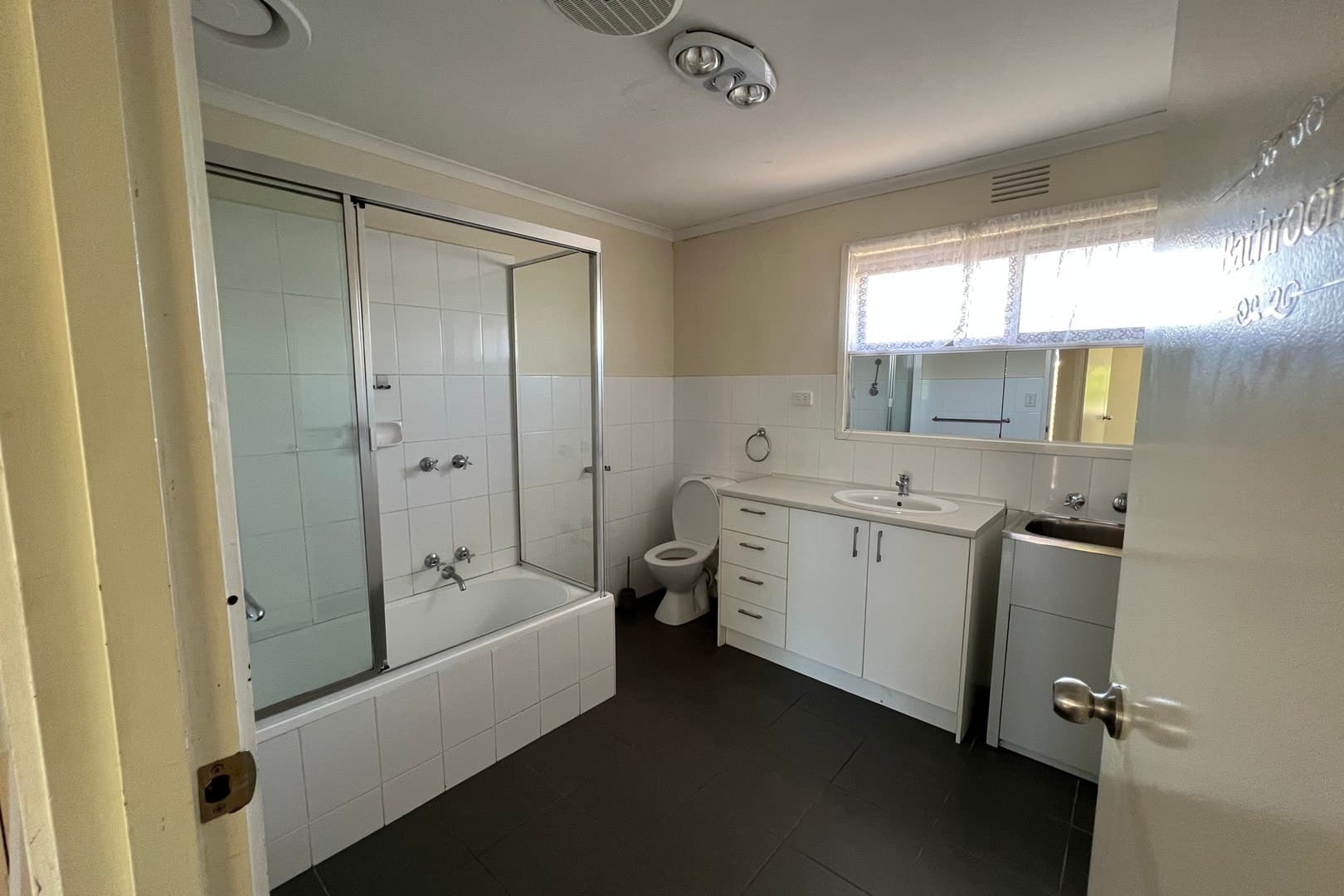3/4 Walter Street, St Albans, VIC 3021, St Albans - Thumbnail 7