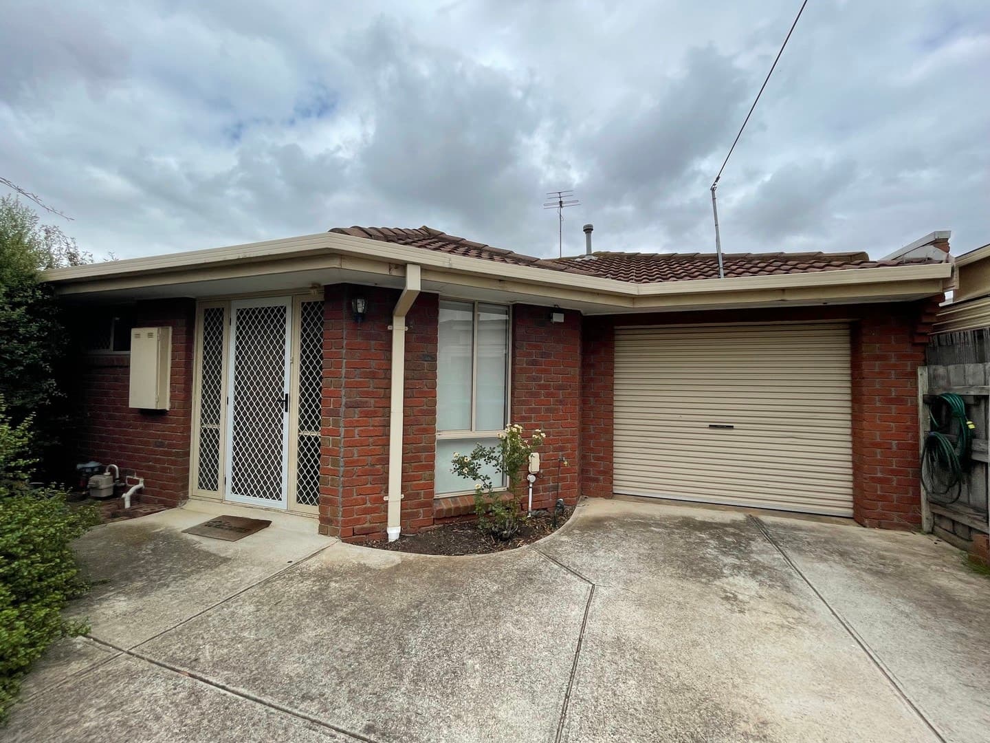 2/81 Bellbridge Drive, Hoppers Crossing, VIC 3029, Hoppers Crossing - Thumbnail 2