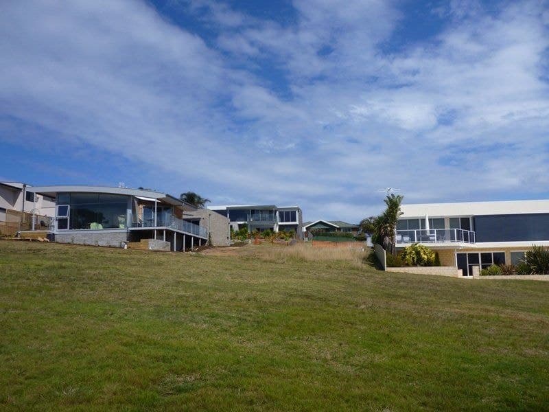 17 The Point Tura Beach NSW, 17 The Point Tura Beach - Image 1