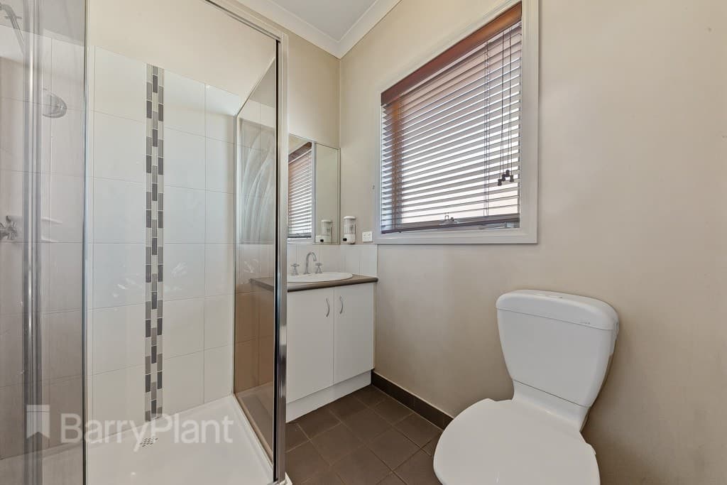 28 Barringo Way, Caroline Springs, VIC 3023, Caroline Springs - Thumbnail 5