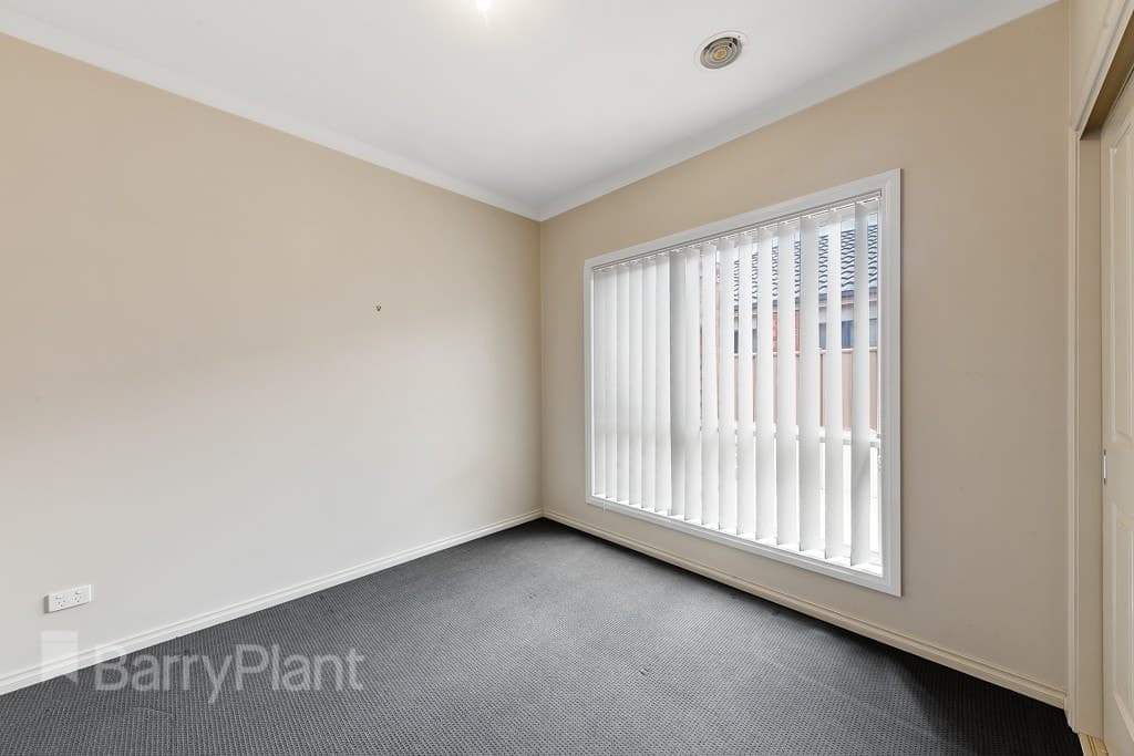 28 Barringo Way, Caroline Springs, VIC 3023, Caroline Springs - Thumbnail 8