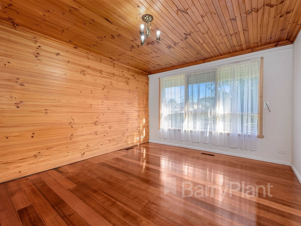35 Sasses Avenue, Bayswater, VIC 3153, Bayswater - Thumbnail 2
