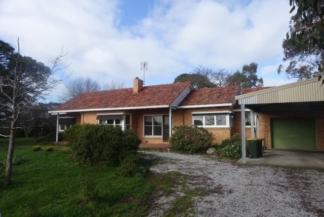 41 South Street, Beaufort, VIC 3373, Beaufort - Thumbnail 2