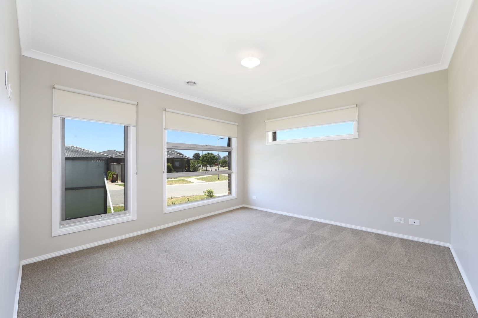 1 Fellowship Street, Clyde North, VIC 3978, Clyde North - Thumbnail 2