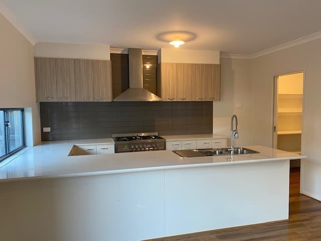 27 Eminence Drive, Cranbourne West, VIC 3977, Cranbourne West - Thumbnail 3