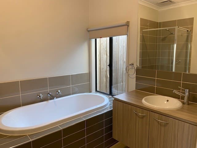27 Eminence Drive, Cranbourne West, VIC 3977, Cranbourne West - Thumbnail 6