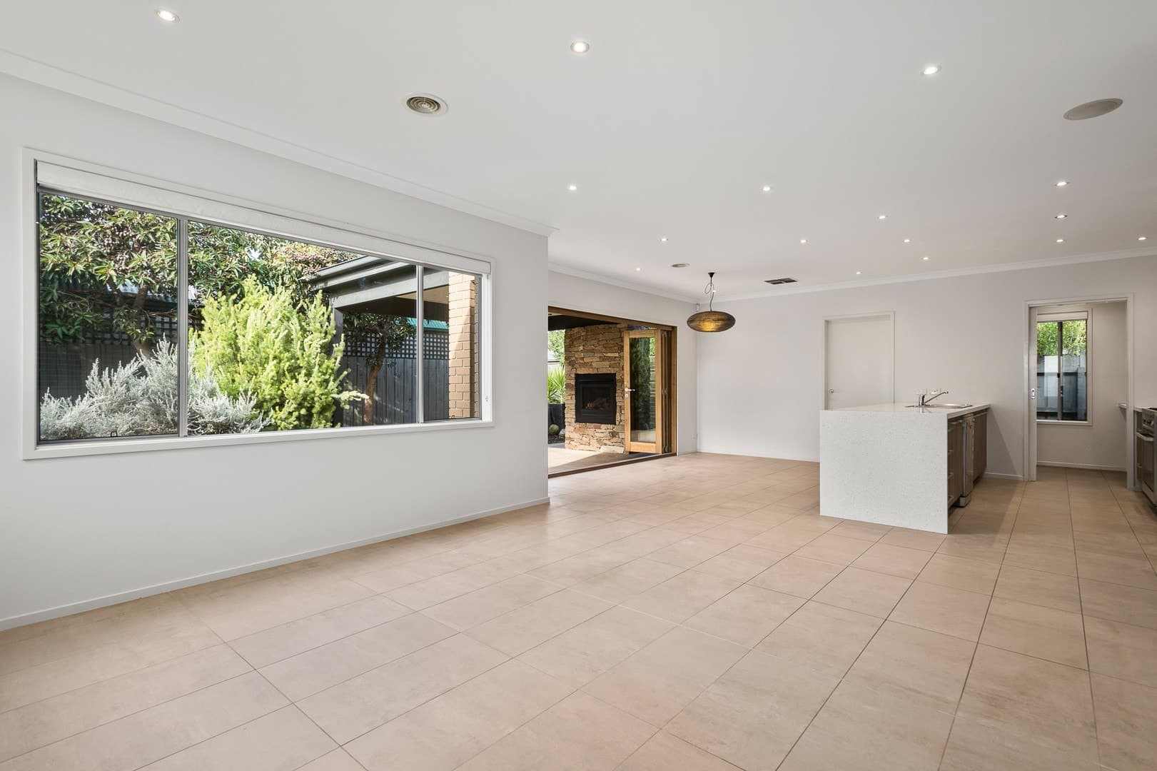 13 Resort Boulevard, Doreen, VIC 3754, Doreen - Thumbnail 4
