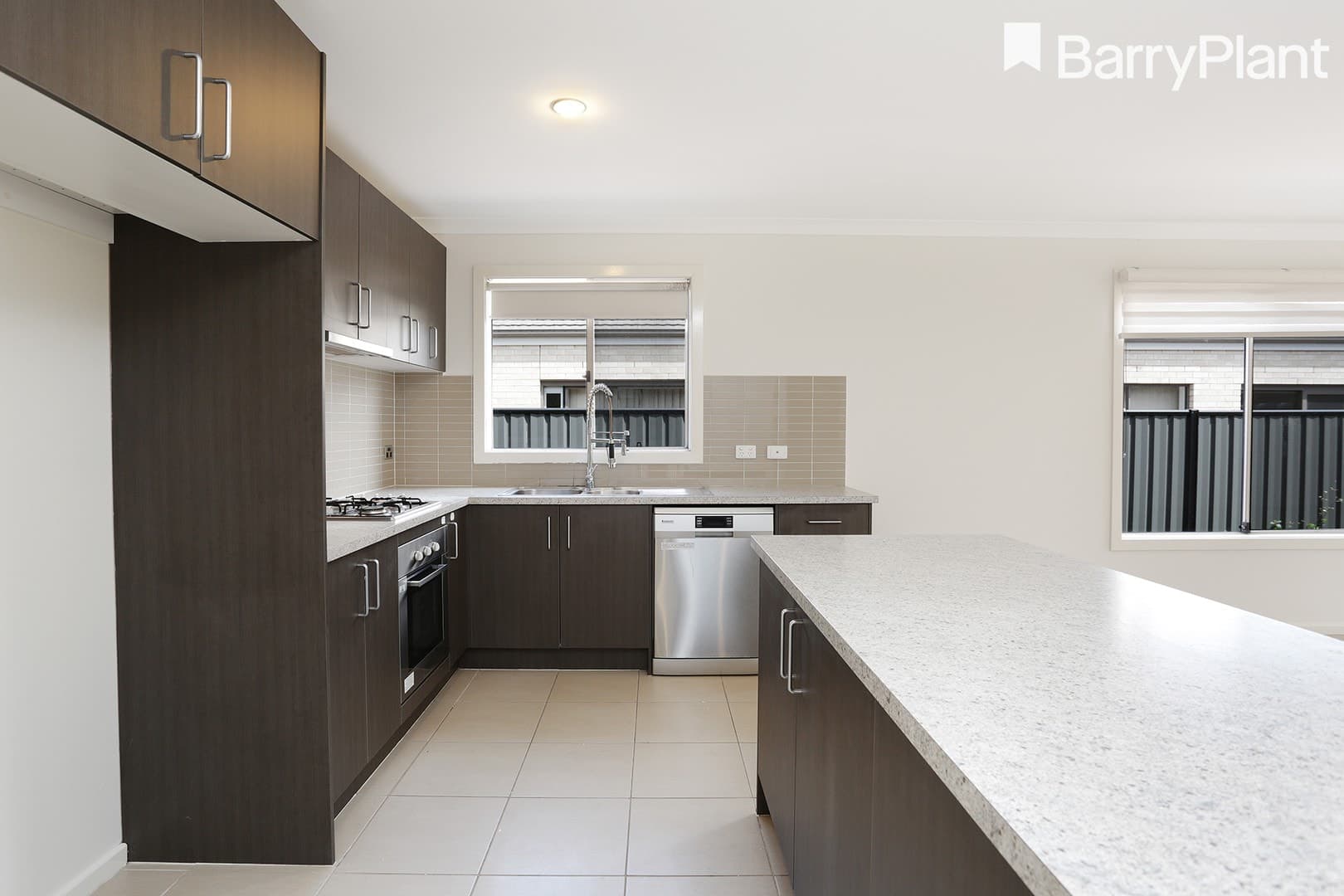 44 Mowbray Drive, Point Cook, VIC 3030, Point Cook - Thumbnail 3