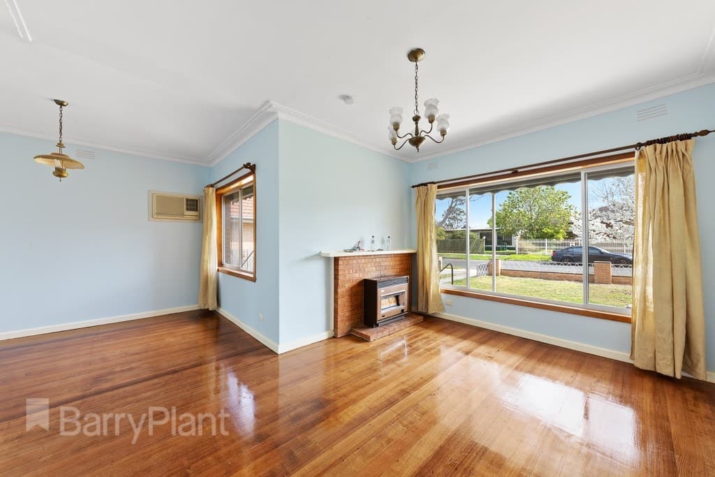 68 Leonard Avenue, St Albans, VIC 3021, St Albans - Thumbnail 2