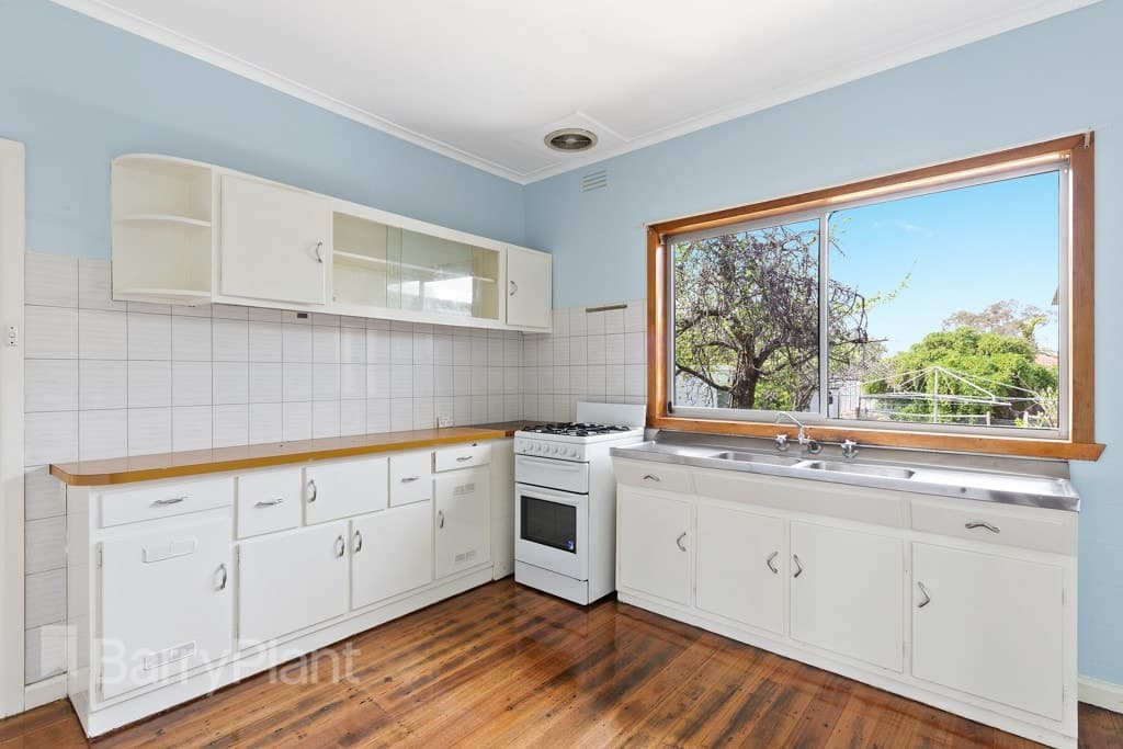 68 Leonard Avenue, St Albans, VIC 3021, St Albans - Thumbnail 3