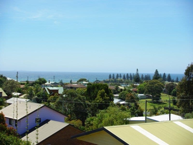 25 Parbery Avenue BERMAGUI NSW, Bermagui - Thumbnail 4