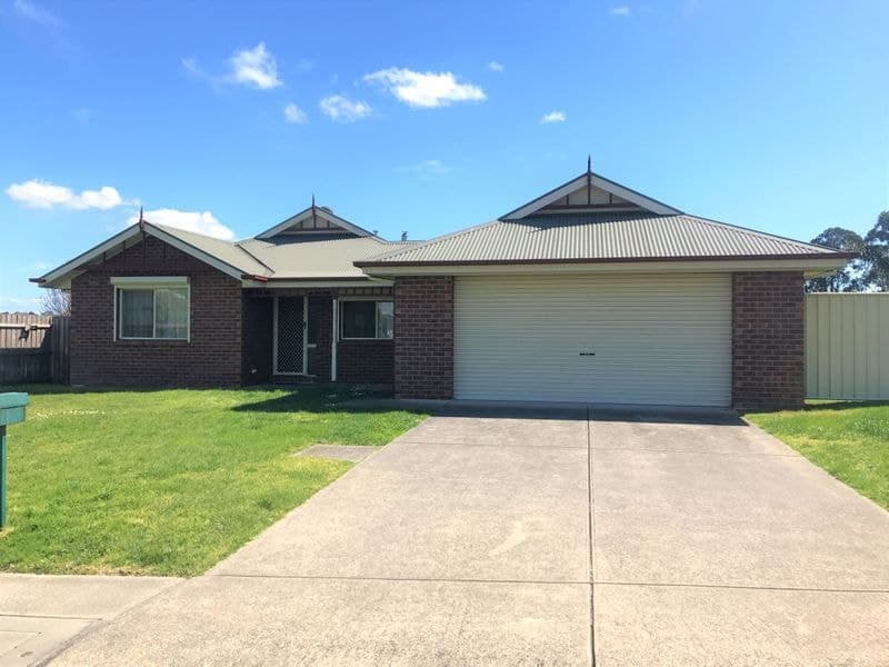 8 Oak Avenue, Traralgon VIC 3844, Traralgon - Image 1