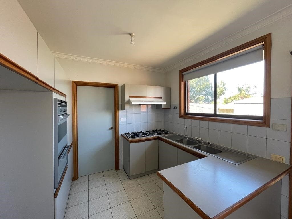 2/38 Sturdee Street, Reservoir, VIC 3073, Reservoir - Thumbnail 3