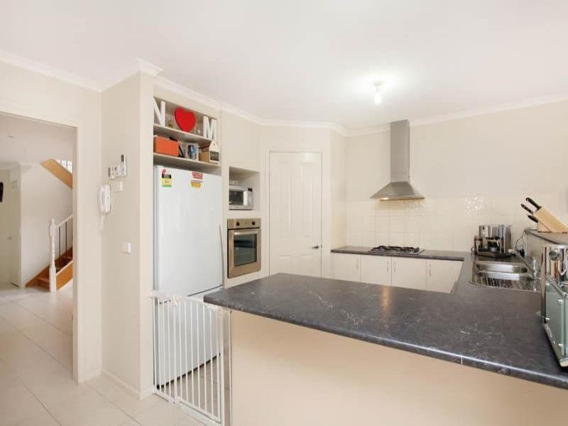 13 Dickerson WayCaroline Springs, VIC 3023  - Leased, Caroline Springs - Thumbnail 5