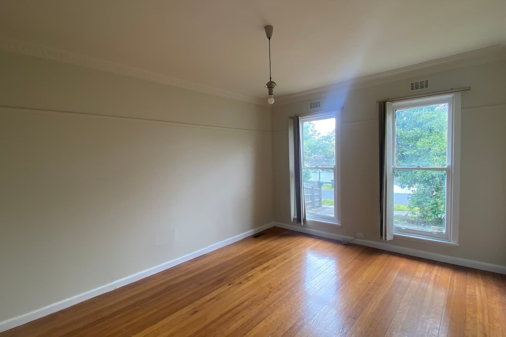 4 Cool Street, Reservoir, VIC 3073, Reservoir - Thumbnail 3