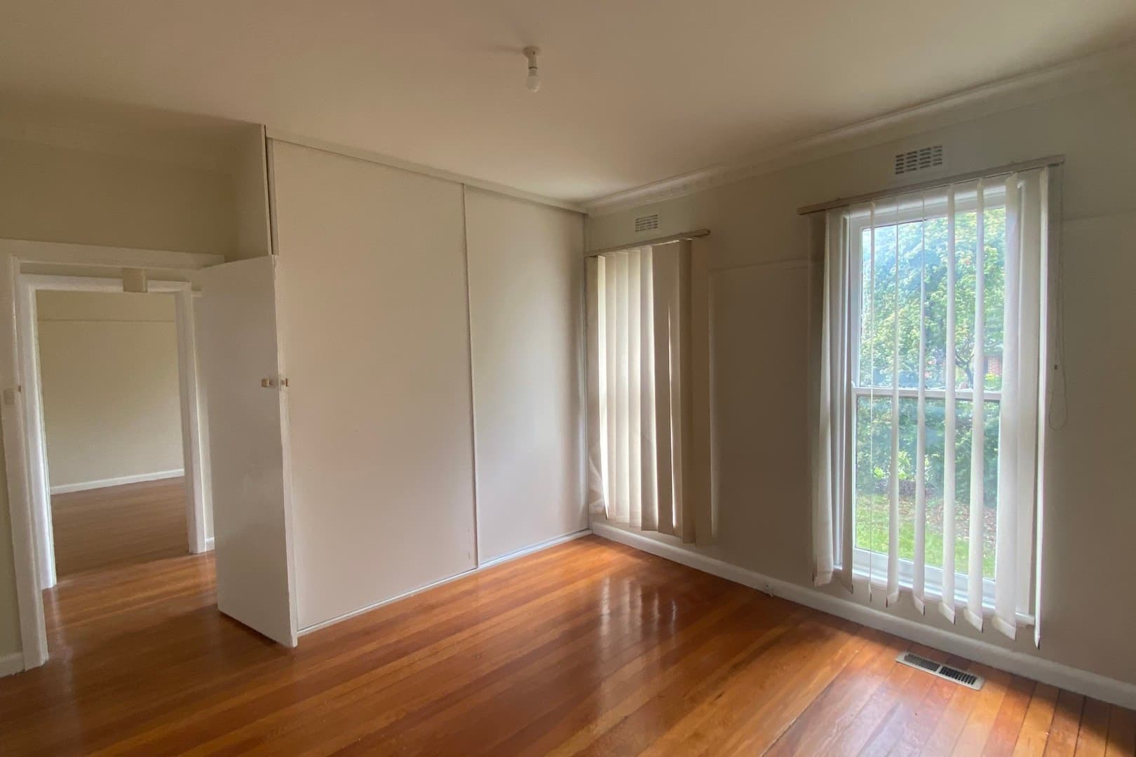 4 Cool Street, Reservoir, VIC 3073, Reservoir - Thumbnail 6