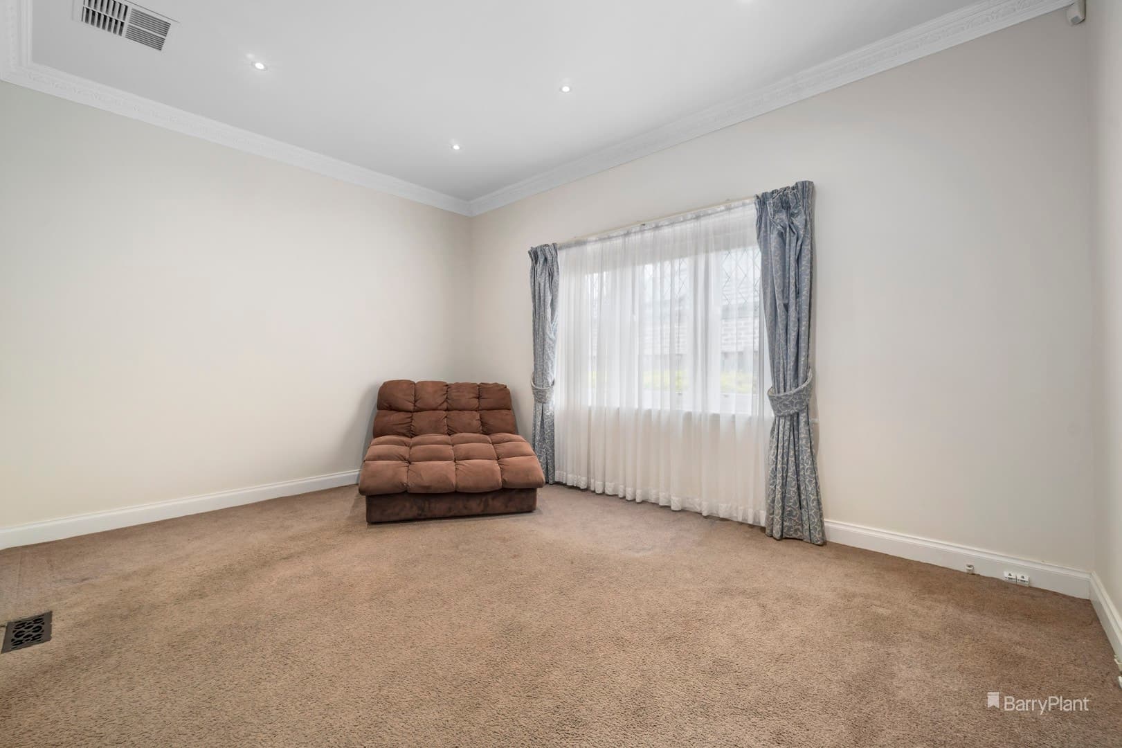 75 Hawker Street, Ivanhoe, VIC 3079, Ivanhoe - Thumbnail 4