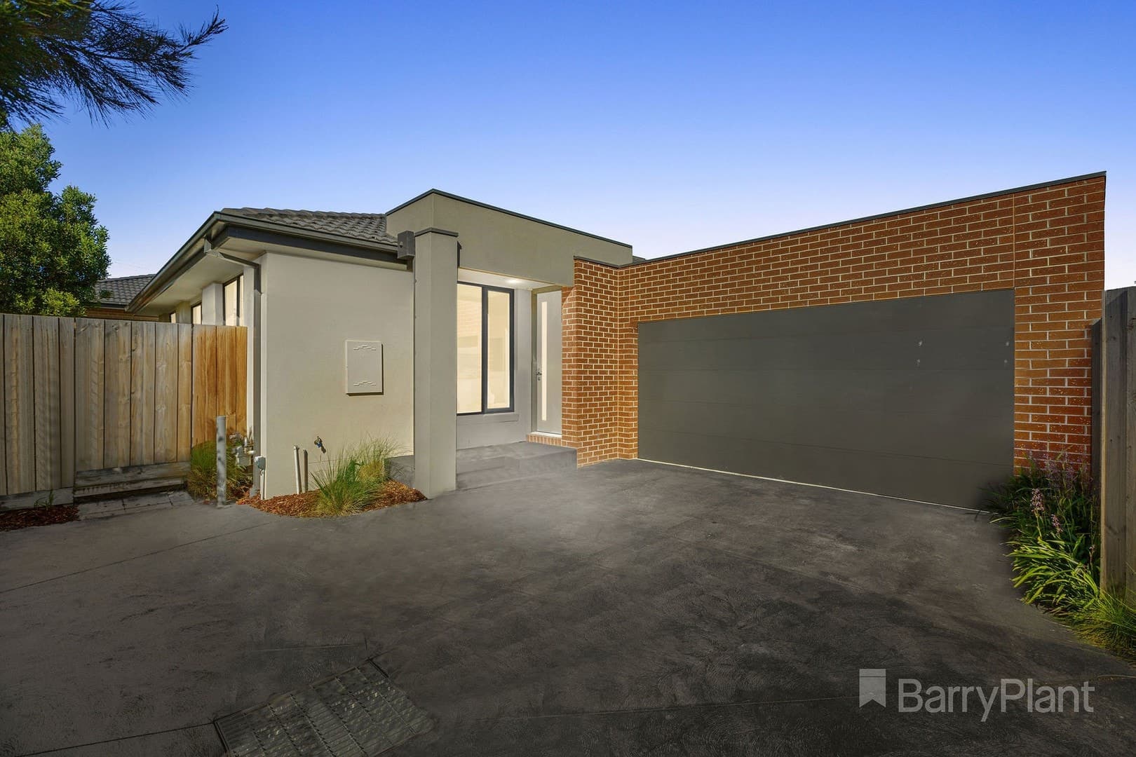 2/10 Bayview Road, Frankston, VIC 3199, Frankston - Thumbnail 2
