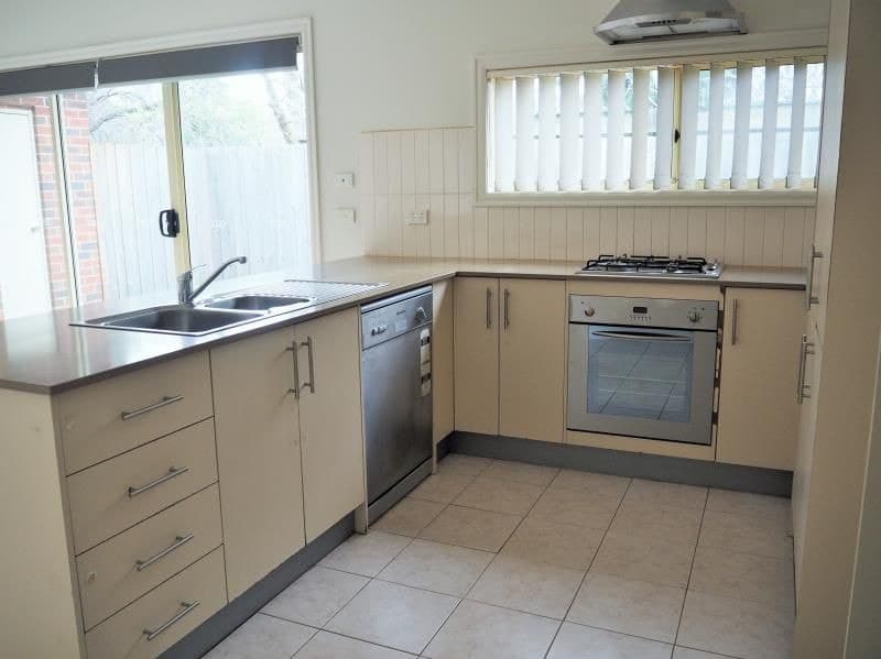2/28 Ortolan Avenue, Broadmeadows, VIC 3047, Broadmeadows - Thumbnail 3