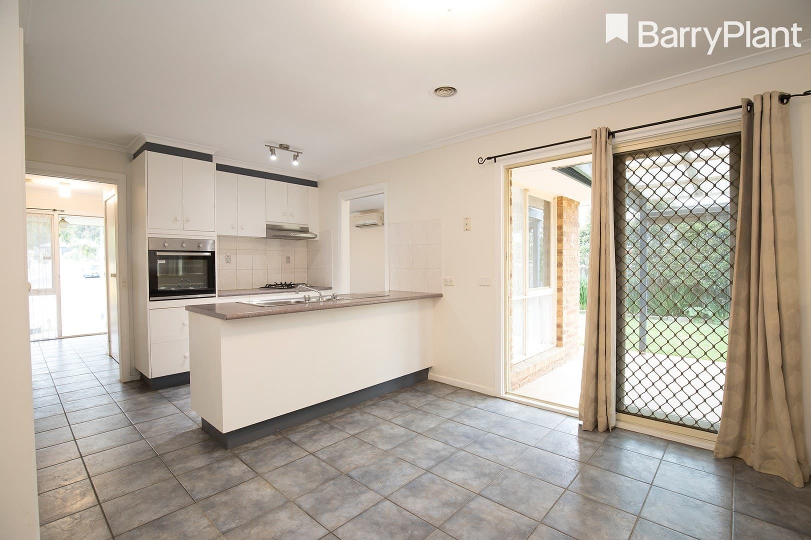 32 Jarman Drive, Langwarrin, VIC 3910, Langwarrin - Thumbnail 3