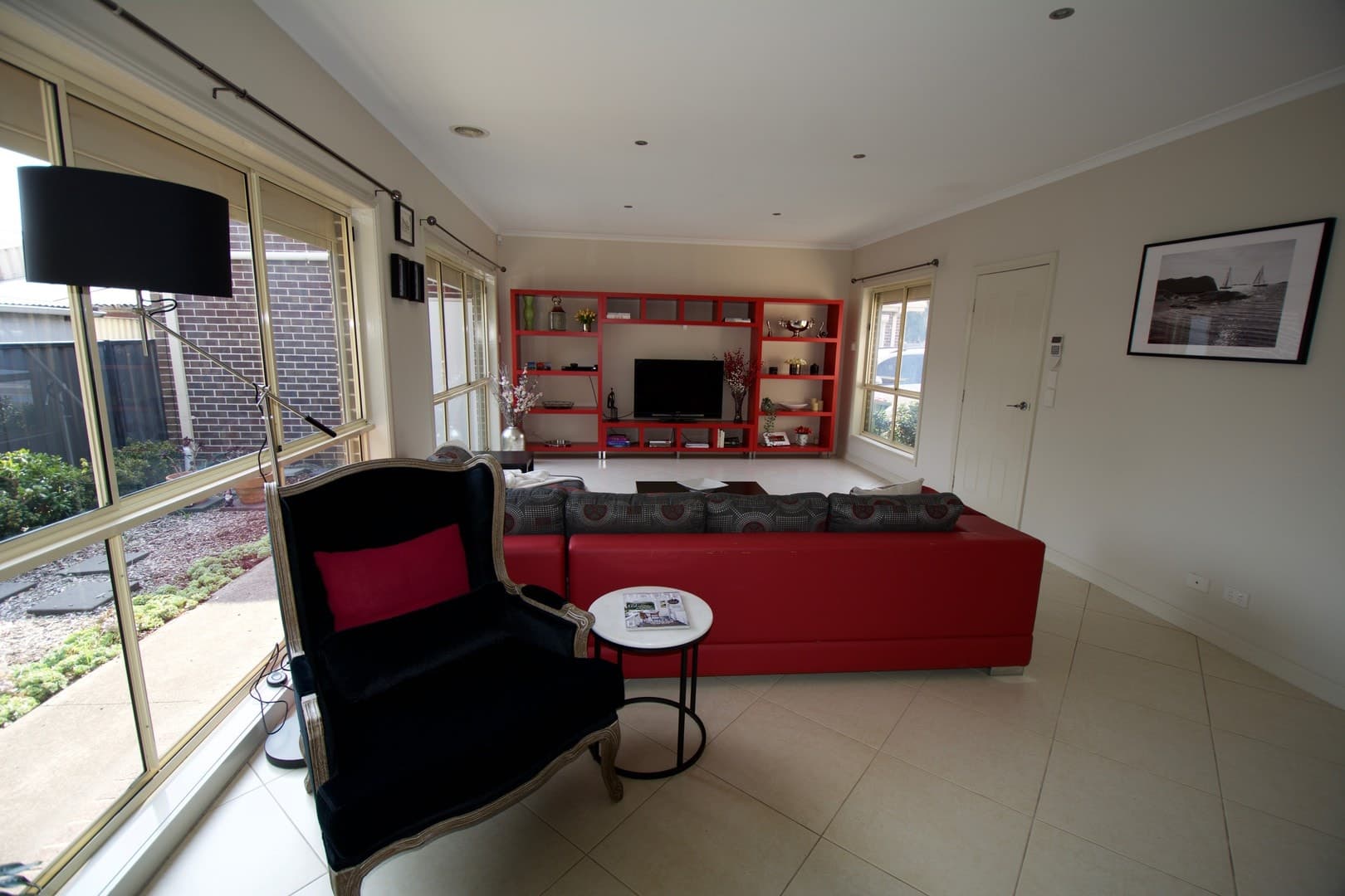 2/10 Howden  Crescent, Braybrook, VIC 3019, Braybrook - Thumbnail 2