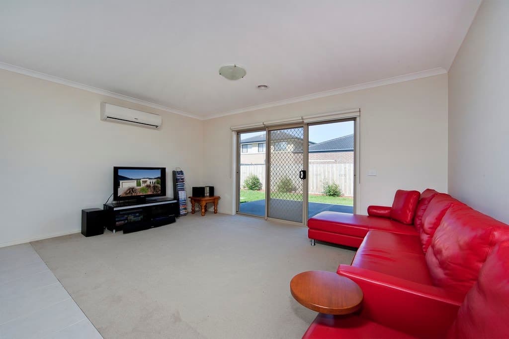 10 Cloudy Crescent, Point Cook, VIC 3030, Point Cook - Thumbnail 6