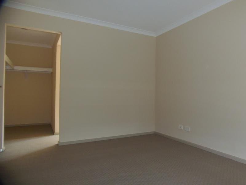 54 Sunningdale Drive, Hillside, VIC 3037, Hillside - Thumbnail 6