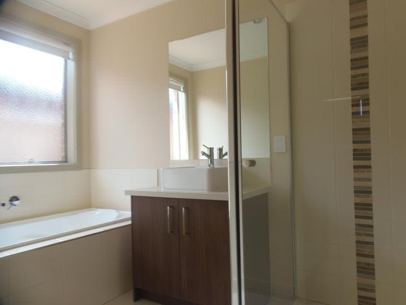54 Sunningdale Drive, Hillside, VIC 3037, Hillside - Thumbnail 8