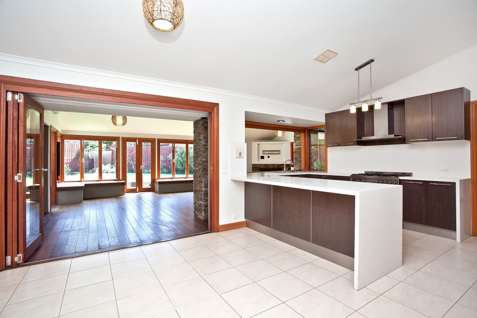 7 Halstead Court, Hillside, VIC 3037, Hillside - Thumbnail 3