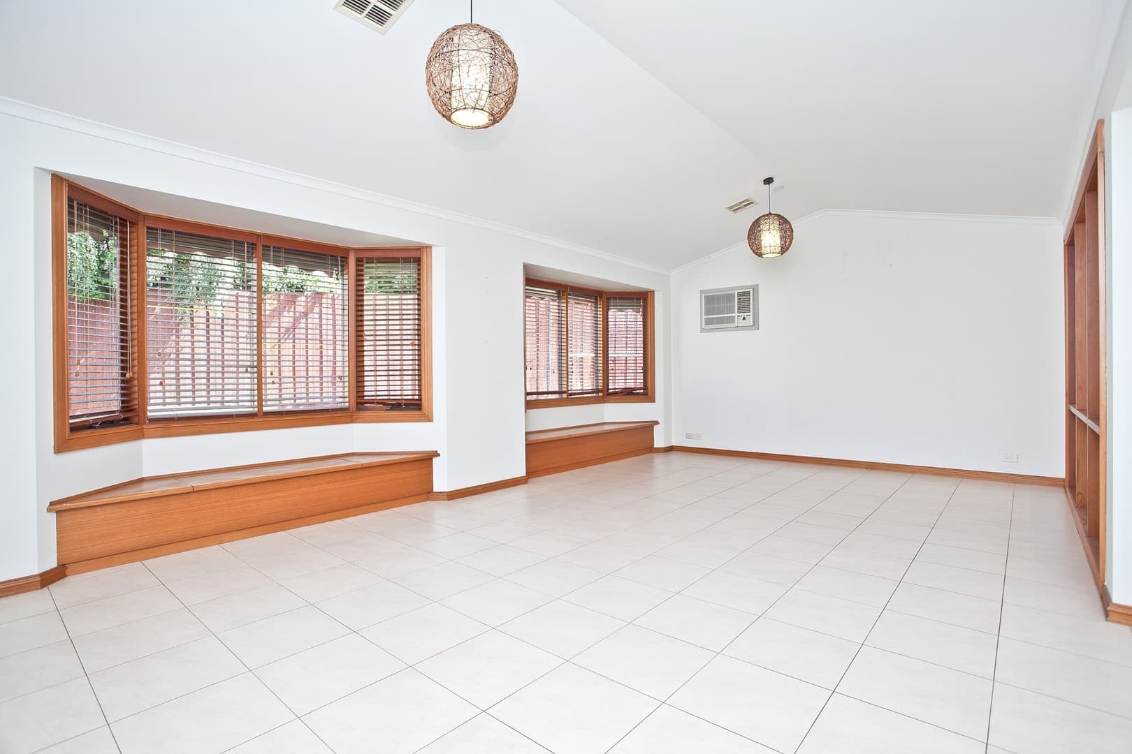 7 Halstead Court, Hillside, VIC 3037, Hillside - Thumbnail 6