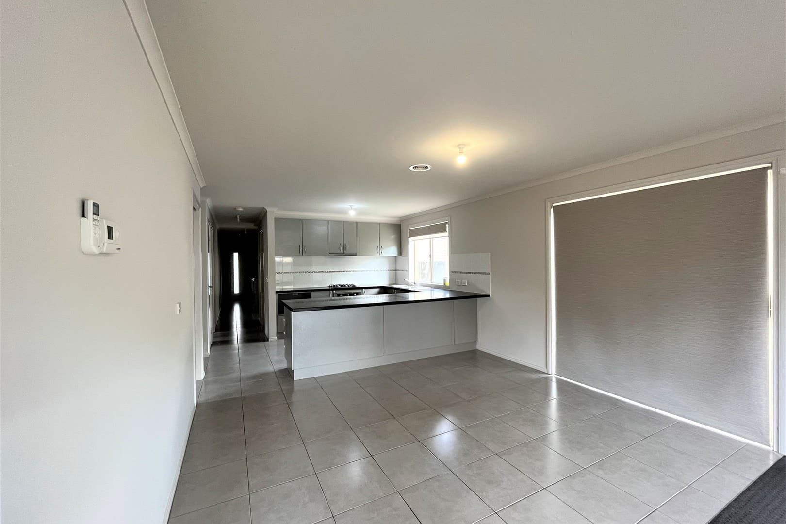 22 Sienna Way, Pakenham, VIC 3810, Pakenham - Thumbnail 5