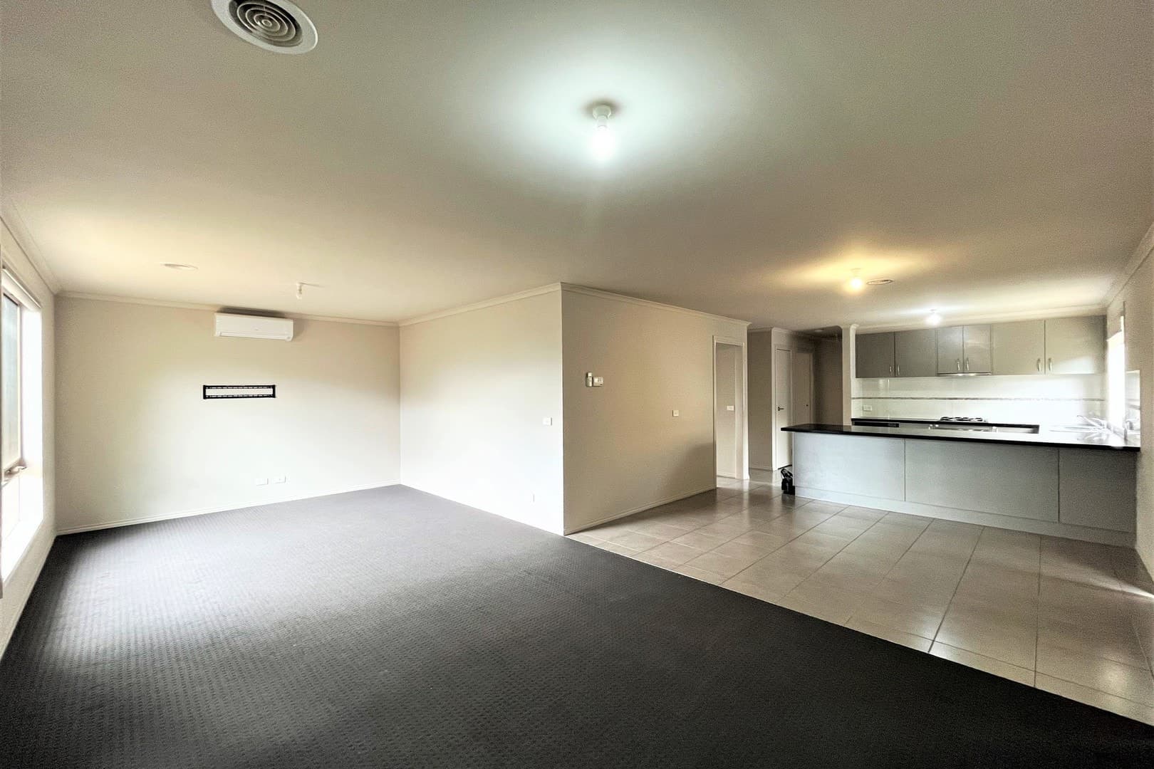 22 Sienna Way, Pakenham, VIC 3810, Pakenham - Thumbnail 8