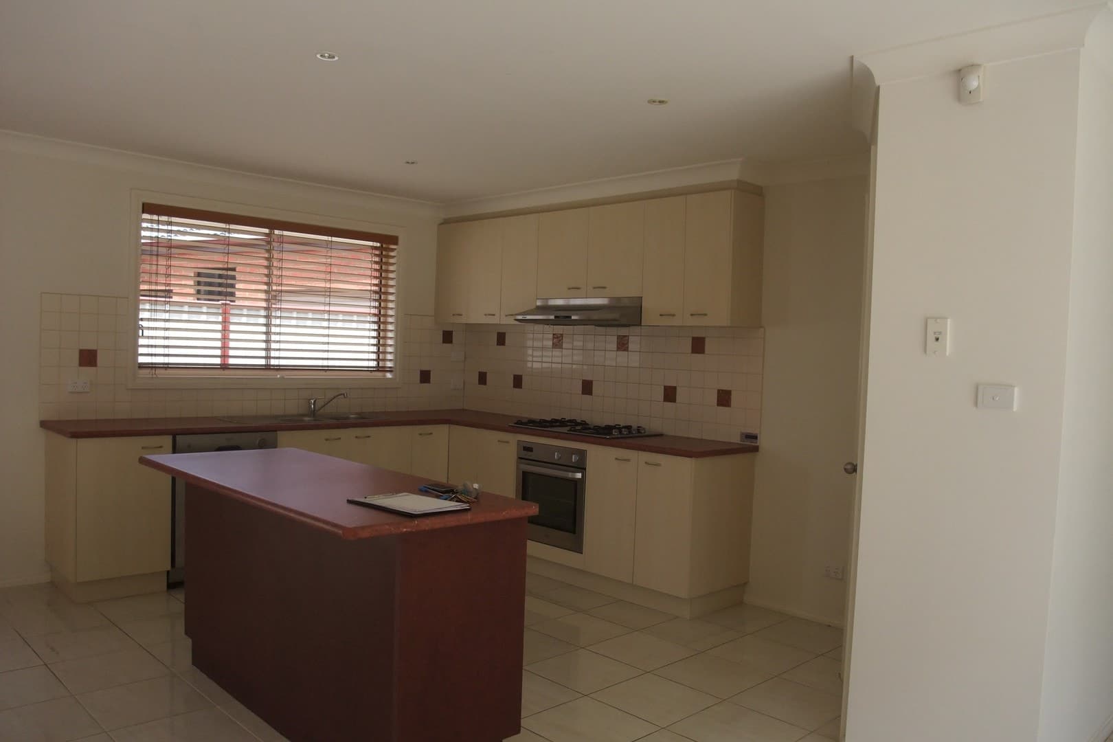 13 Lennon Boulevard, Point Cook, VIC 3030, Point Cook - Thumbnail 3