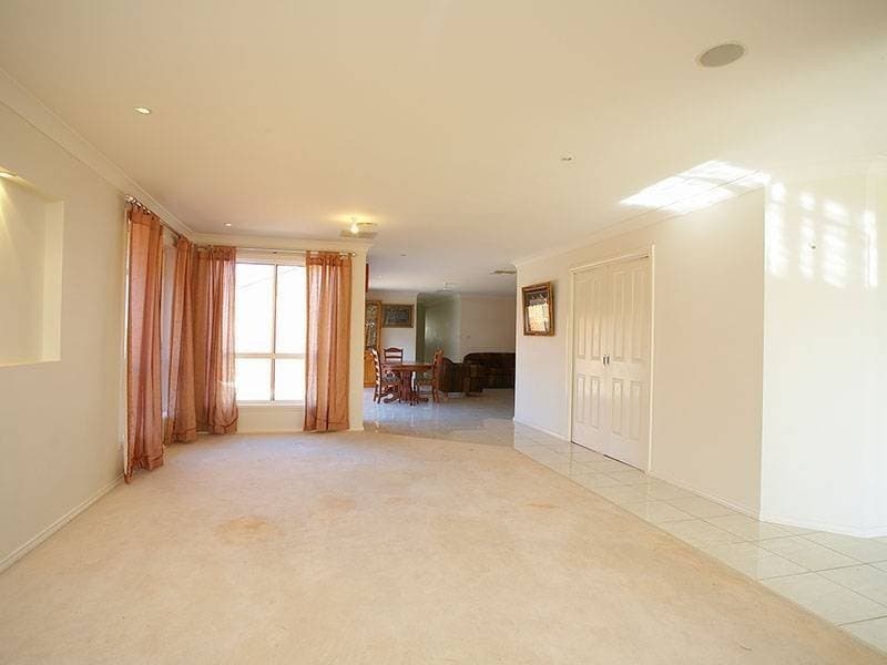 13 Lennon Boulevard, Point Cook, VIC 3030, Point Cook - Thumbnail 5