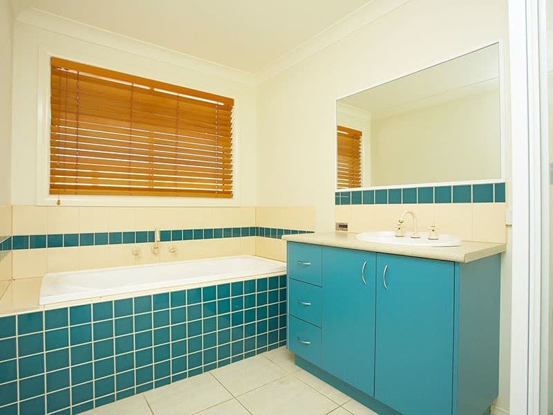 13 Lennon Boulevard, Point Cook, VIC 3030, Point Cook - Thumbnail 7