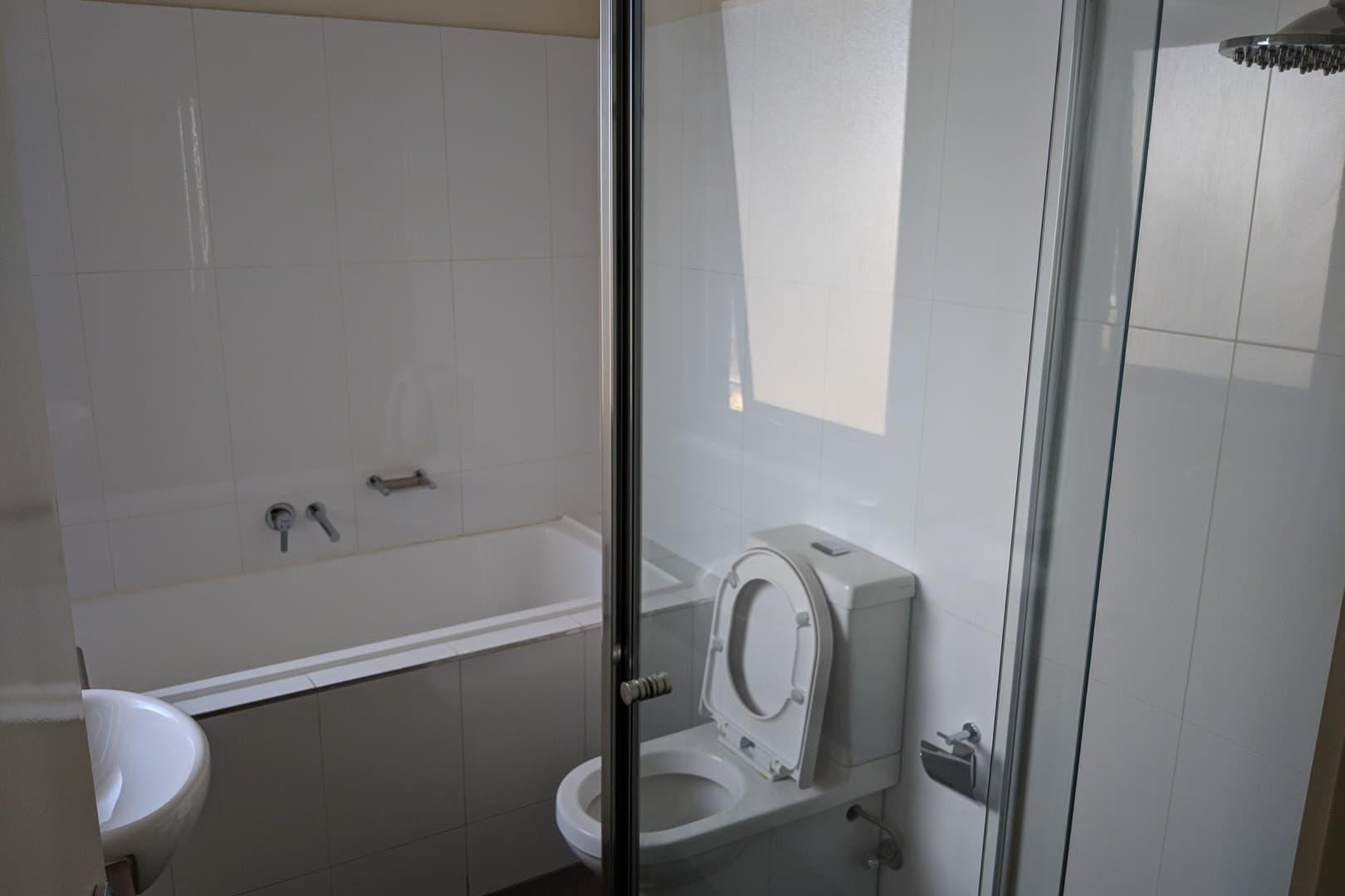2/215 Spring Street, Reservoir, VIC 3073, Reservoir - Thumbnail 4