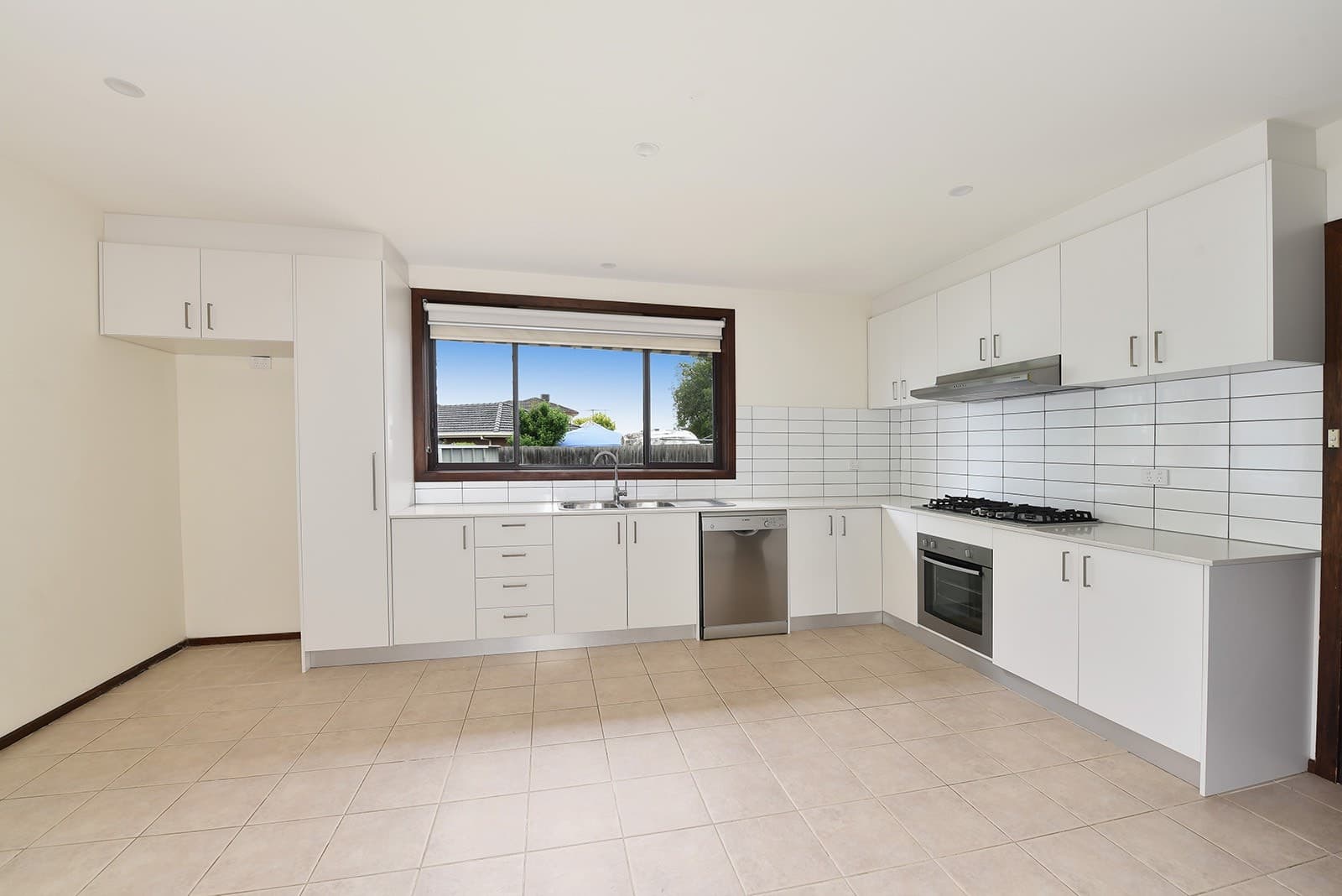 54 Lackenheath Drive, Tullamarine, VIC 3043, Tullamarine - Thumbnail 2