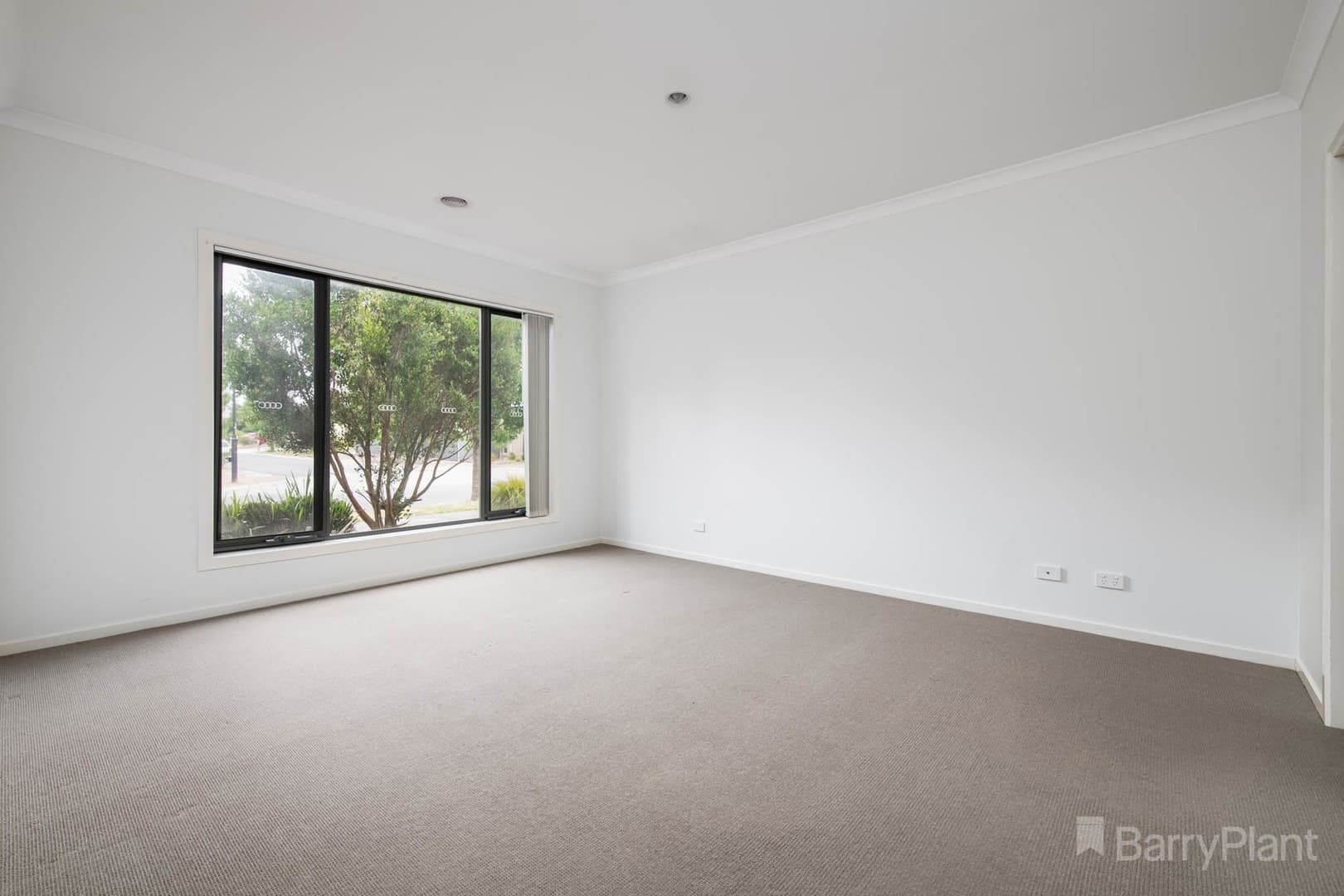 24 Joseph Banks Drive, Pakenham, VIC 3810, Pakenham - Thumbnail 6
