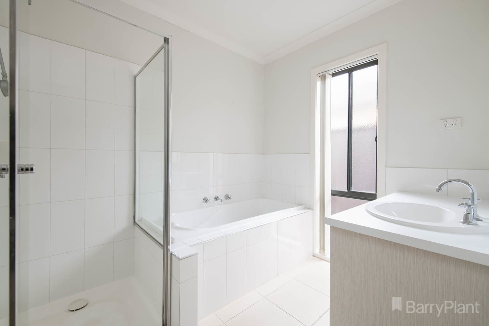 24 Joseph Banks Drive, Pakenham, VIC 3810, Pakenham - Thumbnail 7