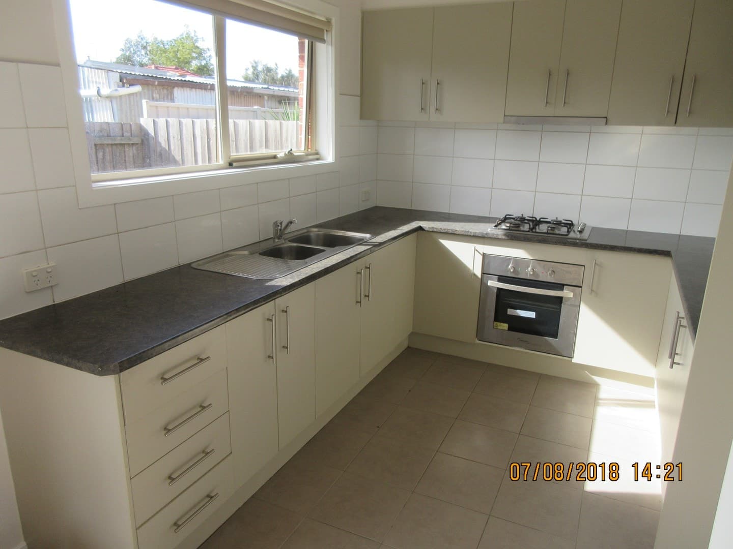 32 Holmes Street, Ardeer, VIC 3022, Ardeer - Thumbnail 2