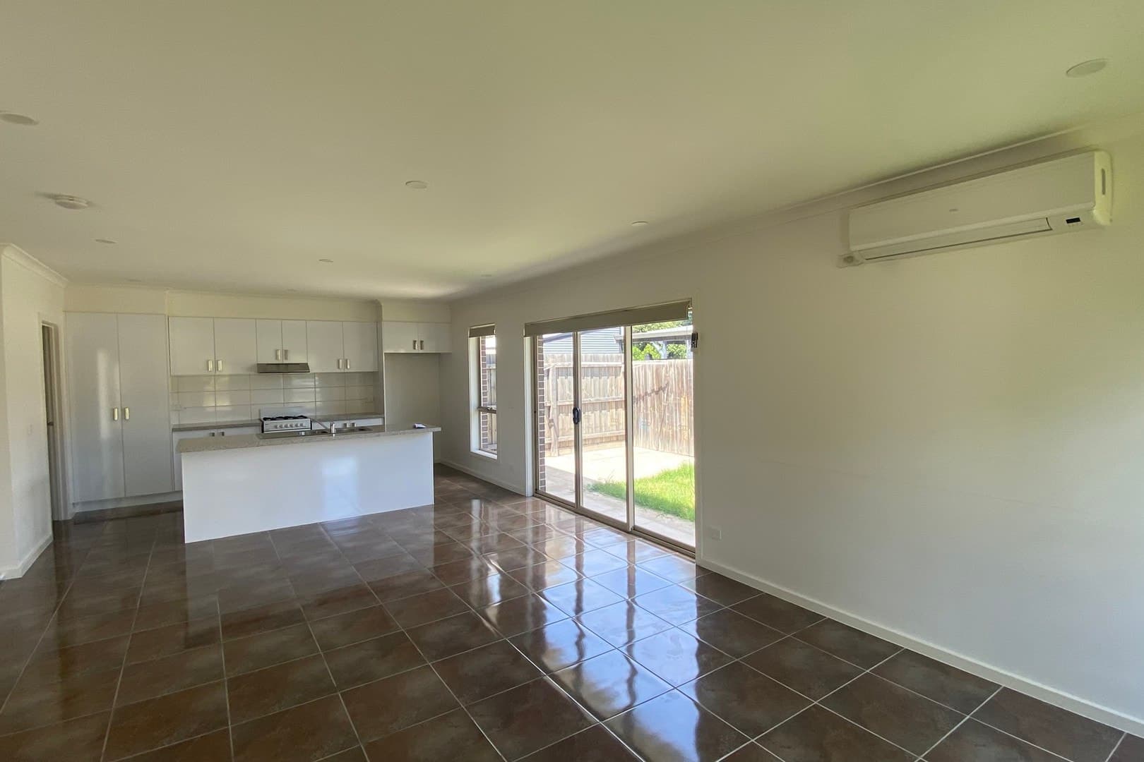 1/5 Luke Street, Reservoir, VIC 3073, Reservoir - Thumbnail 4