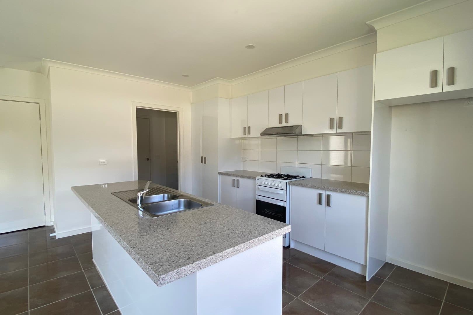 1/5 Luke Street, Reservoir, VIC 3073, Reservoir - Thumbnail 6